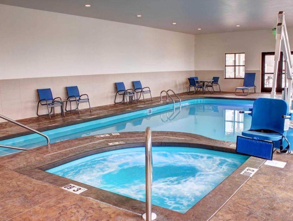 Hotel Comfort &