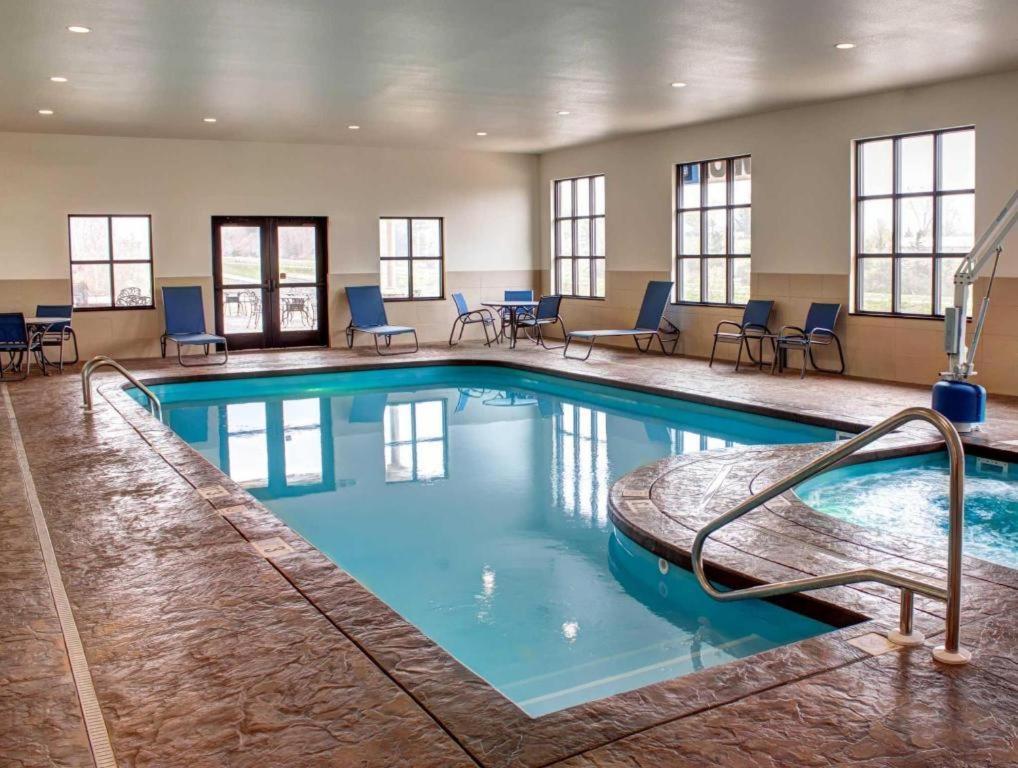 Comfort & Hotel Caldwell
